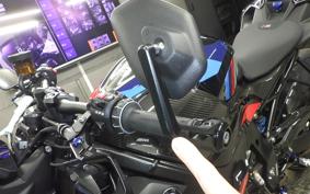 BMW M1000R 2024