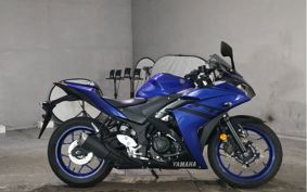 YAMAHA YZF R-3 2018 RH13J