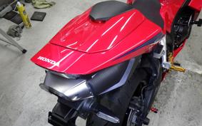 HONDA CBR600RR 2025 PC40