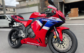 HONDA CBR600RR ABS 2024 PC40