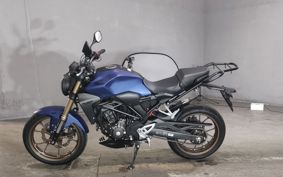 HONDA CB250R MC52