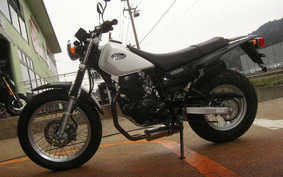 YAMAHA TW200 2001 DG07J