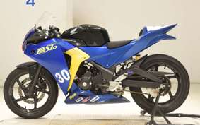 HONDA CBR250R MC41