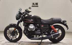 MOTO GUZZI V7 STONE 2023