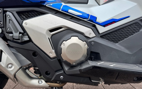 HONDA X-ADV 750 2026 RH21