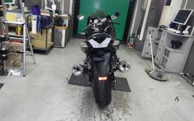 KAWASAKI ZZ1400 NINJA R 2010 ZXT40C