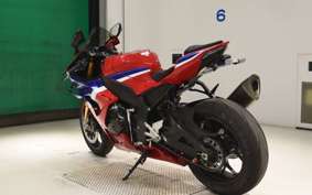 HONDA CBR1000RR RSP 2024 SC82
