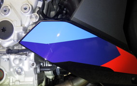 BMW M1000R 2023