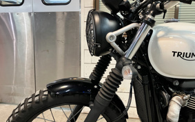 TRIUMPH STREET SCRAMBLER 2018 DAD78G
