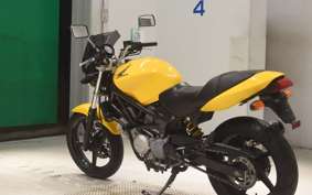 HONDA VTR 250 2006 MC33