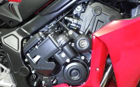 HONDA CBR650R E-Clutch 2026 RH17
