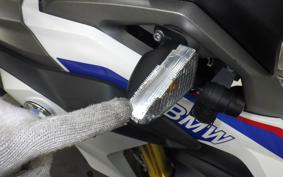 BMW G310GS