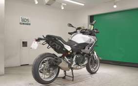 BMW F900XR 2021