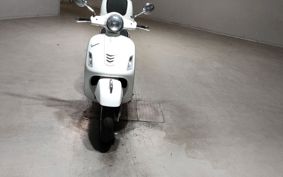VESPA GTS150 SUPER M4590