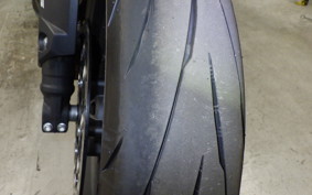 HONDA CBR650R E-Clutch 2025 RH17
