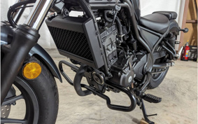 HONDA REBEL MC49