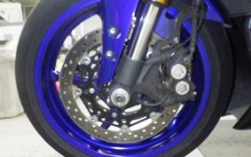 YAMAHA YZF-R6 2019
