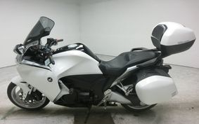 HONDA VFR1200F 2010 SC63