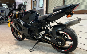 SUZUKI GSX-R1000 2004 BZ121