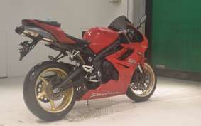 TRIUMPH DAYTONA 675 2009