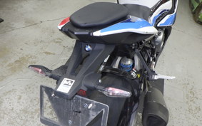 BMW M1000RR 2024