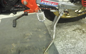HONDA TLR200 MD09