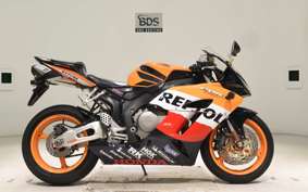 HONDA CBR1000RR 2005