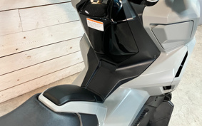 HONDA X-ADV 750 2025 RH21