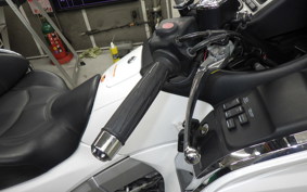 HONDA GL 1800 GOLD WING 2015 SC68