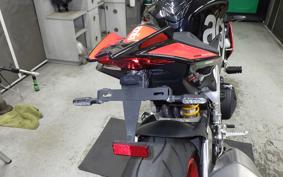 APRILIA TUONO V4 1100 2018