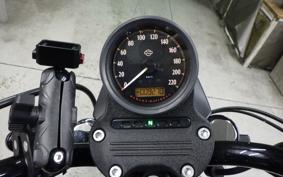 HARLEY XL883N 2015