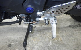 YAMAHA YZF-R25 2013 RG10J