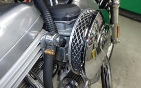 HARLEY XL883 2005