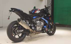 BMW M1000R 2024