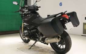 BMW R1200R 2013
