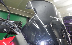 HONDA CB200X 2023