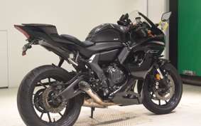 YAMAHA YZF-R7 2024 RM39J