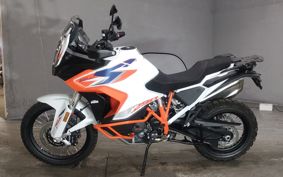 KTM 1290 SUPER ADVENTURE R V5940