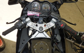 KAWASAKI GPZ400R 1985 ZX400D
