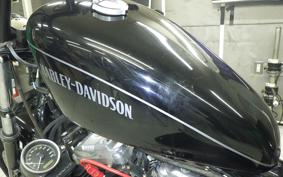 HARLEY XL1200N 2011