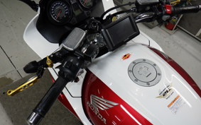 HONDA CB1300SB SUPER BOLDOR A 2013 SC54