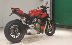 DUCATI STREETFIGHTER V4 S 2021