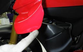 DUCATI STREETFIGHTER V4 S 2025
