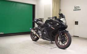 SUZUKI GSX-250R 2012