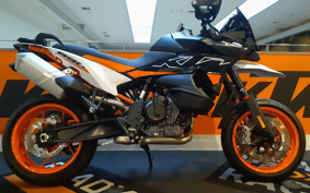 KTM 890 SMT TS640