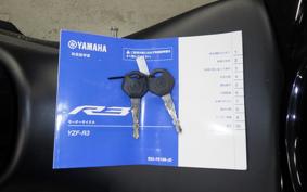 YAMAHA YZF R-3 2025 RH21J