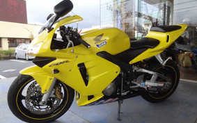 HONDA CBR600RR 2003 PC37
