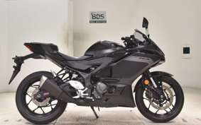 YAMAHA YZF R-3 2025 RH25J
