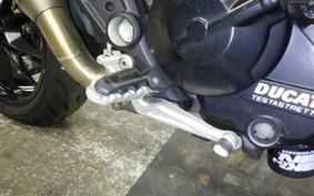 DUCATI HYPERMOTARD 820 2013