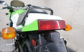 HONDA CB250R MC52